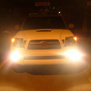 2010 white dc sport