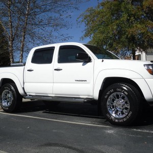 tacoma_front_view1