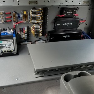 4-7-aux-battery-installed-Tacoma-1