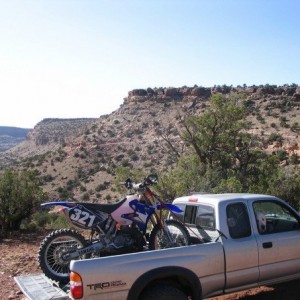 roy_dirtbiking