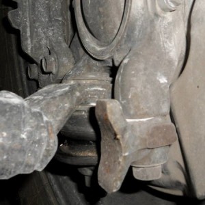 ball_joints_and_headlights_fail_005