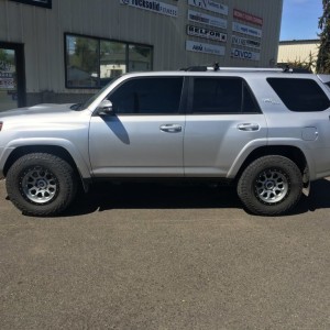 Got the SCS Ray10 in matte gray and tinted front windows on the wife's 4Runner today.