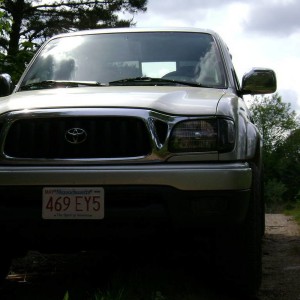 Front 2003 Tacoma