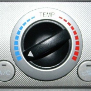 Stock temp controls 05 to 08 without Max A/C text