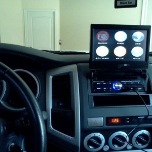 New headunit. Installed by yours truly