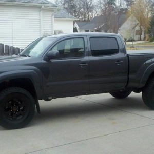 General Gaber AT2 285/75/16 with Trail Team Wheels 02/10/2011