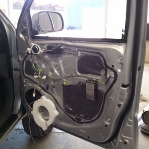 <p>Installed the polk front components and rear coaxials yesterday. S