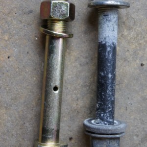 Dobinsons greaseable bolts