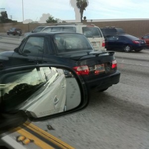 ..wonder what kinda car this is??