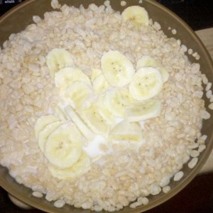 Vanilla rice krispies and banana. Had my wisdom teeth pulled yesterday, no 