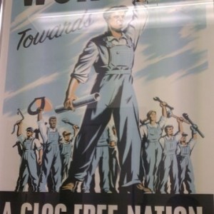 This was in a plumbing store shitter lol