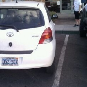 This asshole can't park a yaris lol