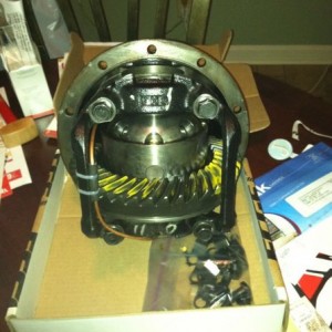 Locker is here. Bout to put this heavy bitch in