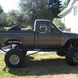 83 Toyota