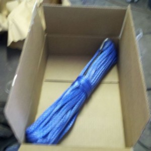 Sweet. Only 3lbs but 92ft of rope for my 8000lb winch.