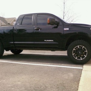 The previous owner of my Tacoma's Tundra 4x4 with new camburg coilover