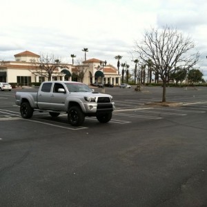 Wide open parking lot here at my parents laundry mat...good place for a sma