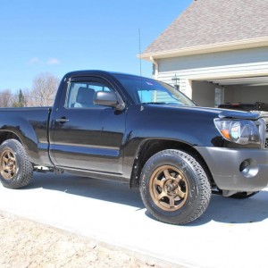Black 5 Lug Taco