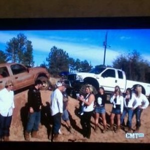 Buhahaha my big redneck wedding 1st gen vs f250 lol we win!
