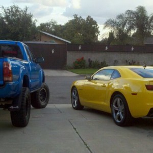 Camaro_Tacoma
