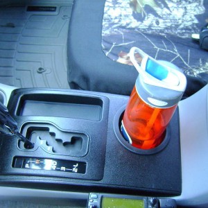 big cup holder and bedliner on center console