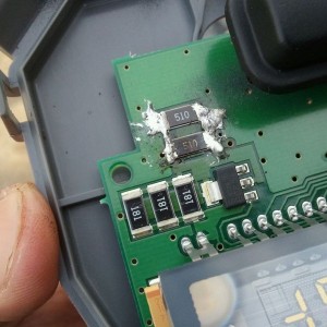 Does this mean the bottom resistor burnt out?