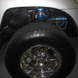 King Coilover W/LR UCA's