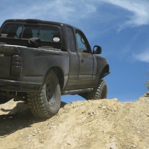 Hollister_4-16_5_