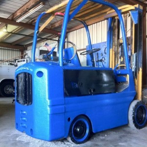 Slow day..Painted the other forklift at work..(not done)