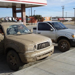 me and my old muddin buddy, who looks more adventurous :)