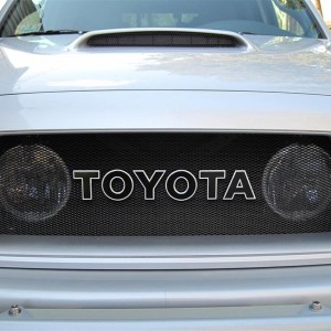Hella 500FF Fogs behind Grill Temporarily