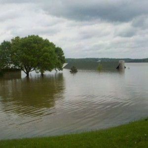 Ohio dnr said the lake was up "10 ft."...... right.... try 100
