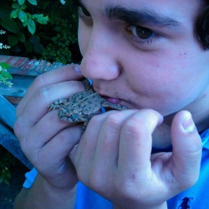 Kid kissed a frog's ass for 1 dollar.