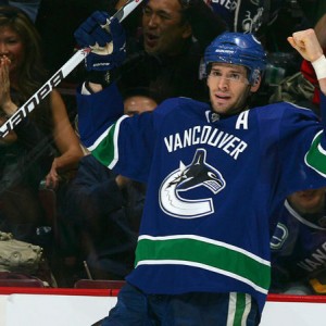 kesler_canucks