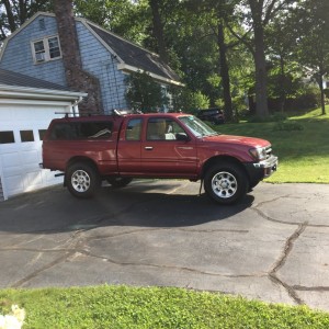 1st Gen Tacoma With 17” FJ Wheels