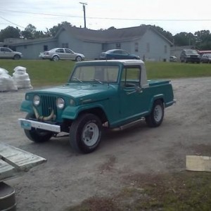 my uncles project/get away from wife jeep . . . and yes, those are bull hor