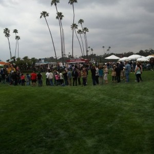 Line for Grilled Cheese Truck @ Santa Anita racetrack Arcadia .... nutts lo