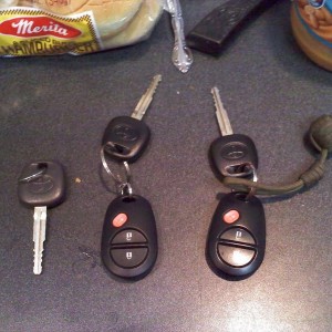 heres my 3 keys. lol i keep the one with the monky fish other 2 are on a ho