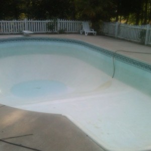 Filling the pool back up :woot: