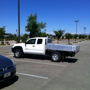 Dump truck