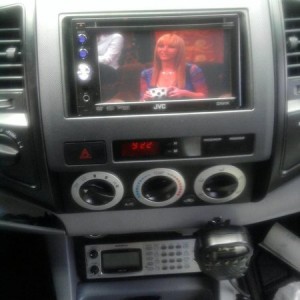 jvc kw-avx640