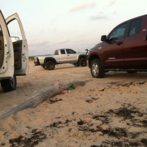 Saw on surfside beach. Allpro front and looked like toytec coil overs