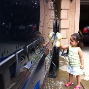 Baby girl helping daddy out :)