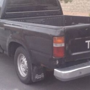 Lol at 4x4 mud flaps! Fail
