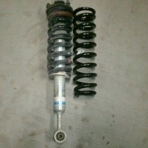 Stock vs OME 885