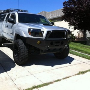 Blacked out headlights. I like them better.