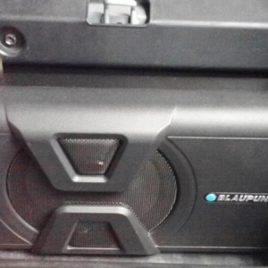 Blaupunkt 8" Powered Sub