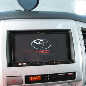 pioneer_AVH-p4300dvd