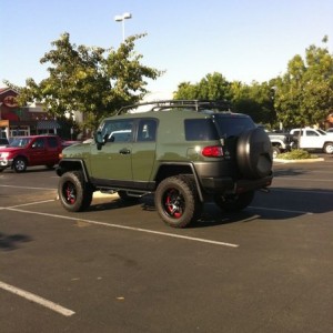 2012 Tacoma with camper shell?