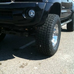 2011 Trd Dbl Cab 6" lift  by Pro Comp